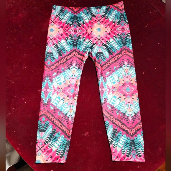 No Boundaries Leggings Capri - Picture 6 of 6